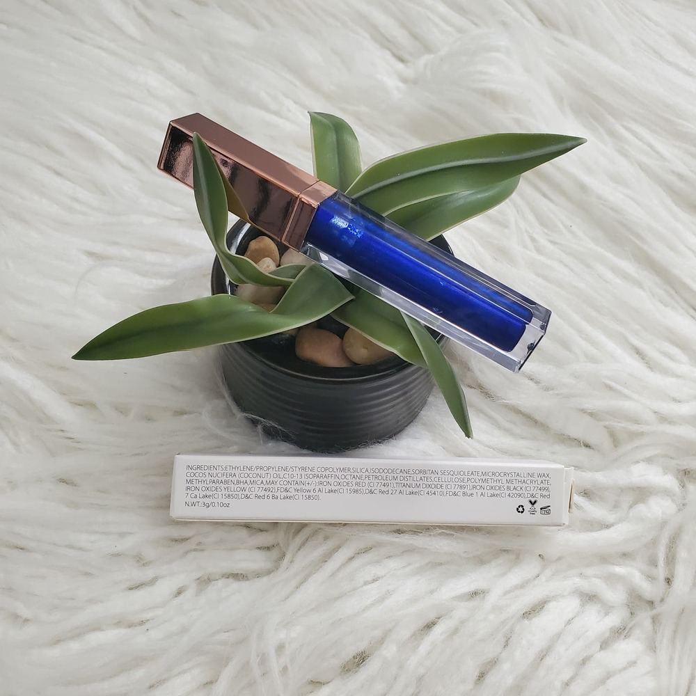 TASH Cosmetics Blue Lip Gloss #13 Gold Top